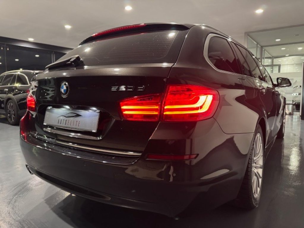 Clicca per ingrandire 520 - d xDrive Luxury Line/TETTO PANORAMICO