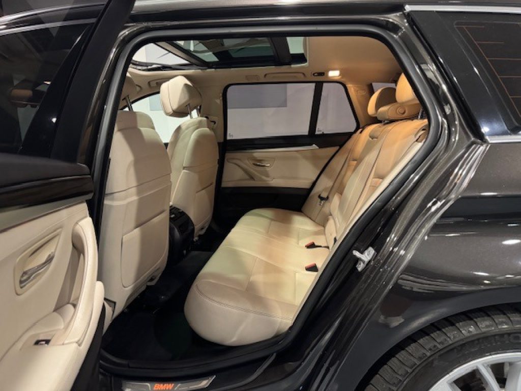 Clicca per ingrandire 520 - d xDrive Luxury Line/TETTO PANORAMICO