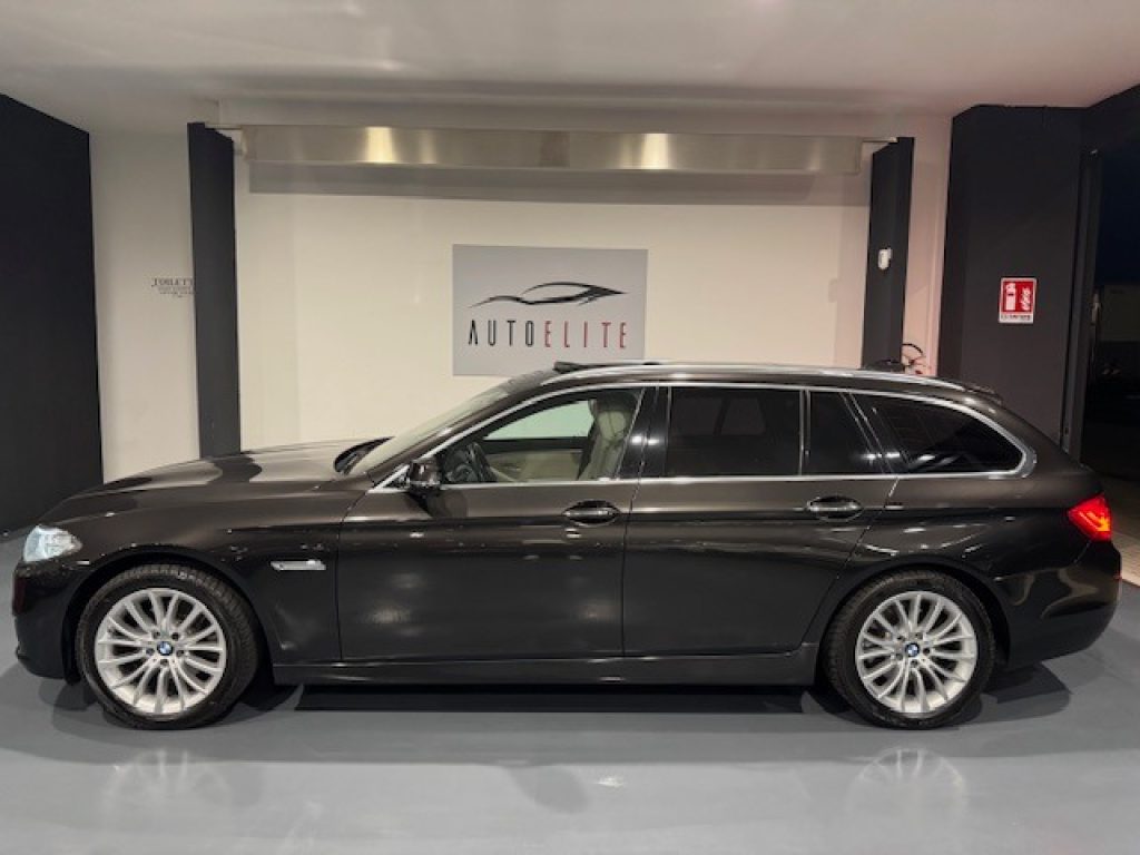 Clicca per ingrandire 520 - d xDrive Luxury Line/TETTO PANORAMICO
