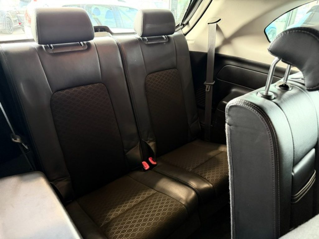 Clicca per ingrandire Captiva - 2.2 VCDi 163CV 7 POSTI 2WD LT