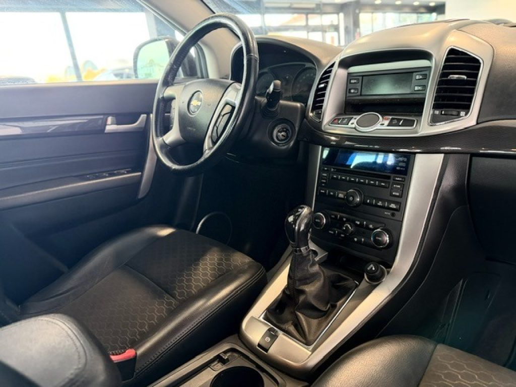 Clicca per ingrandire Captiva - 2.2 VCDi 163CV 7 POSTI 2WD LT