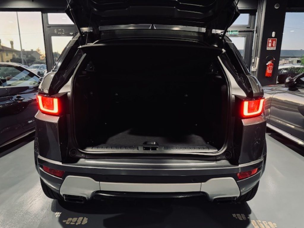 Clicca per ingrandire Range Rover Evoque - 2.0 150CV Dynamic BLACK PACK* SUPER PROMO