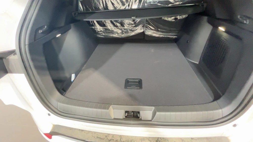 BYD Seal U DMi 1.5 218 CV PHEV Boost - 12