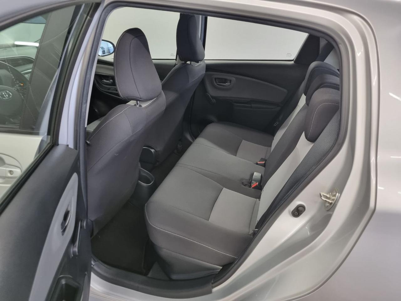 TOYOTA Yaris 1.5 Hybrid 5 porte Active - 11