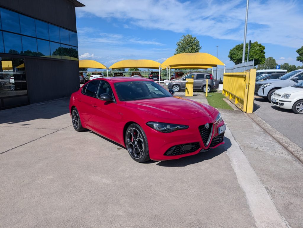 ALFA ROMEO Giulia 2.2 Turbodiesel 160 CV AT8 Veloce - 3