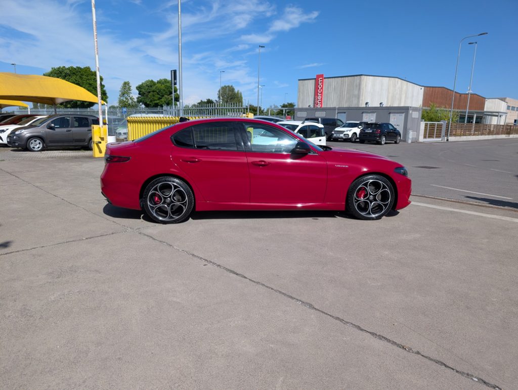 ALFA ROMEO Giulia 2.2 Turbodiesel 160 CV AT8 Veloce - 4