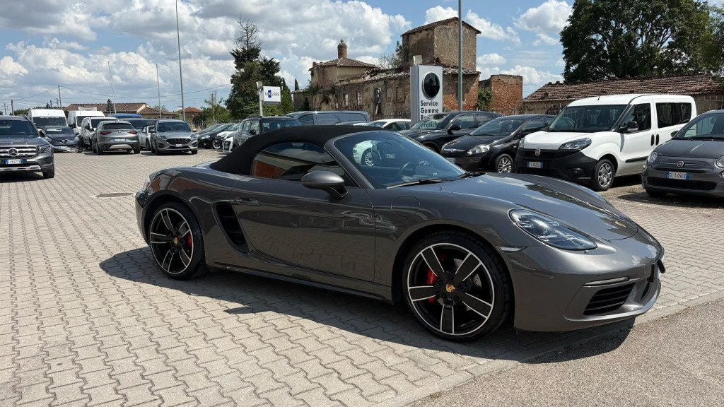 PORSCHE 718 Spyder 2.5 S - 2