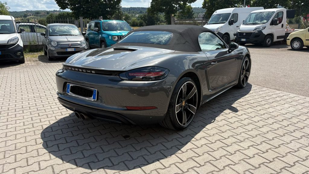 PORSCHE 718 Spyder 2.5 S - 3