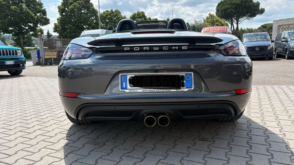 PORSCHE 718 Spyder 2.5 S - 26