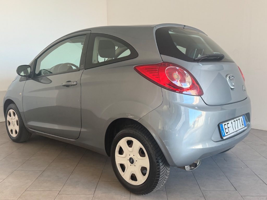 FORD Ka+ 1.2 8V 69CV Titanium - 7