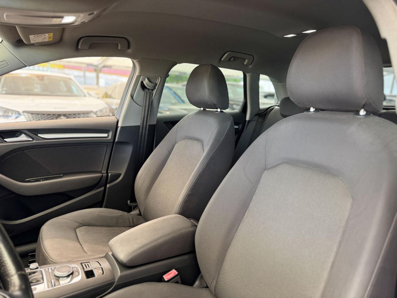 AUDI A3 SPB 1.6 TDI S-Tronic Sport (Xeno/LED/Auto/Navi) - 19