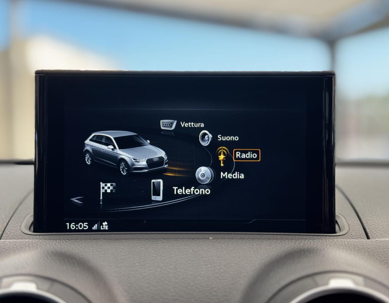 AUDI A3 SPB 1.6 TDI S-Tronic Sport (Xeno/LED/Auto/Navi) - 24