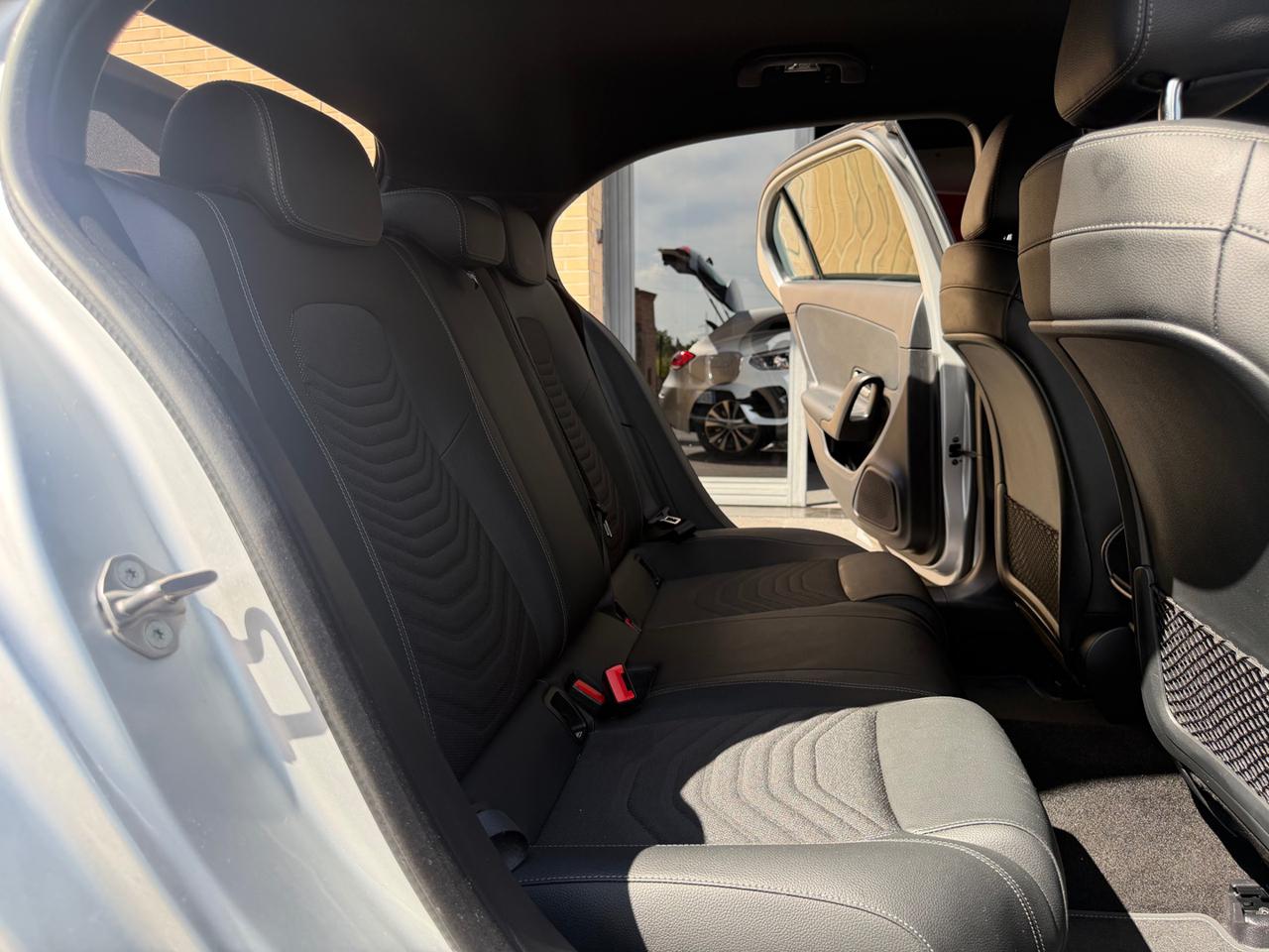 MERCEDES-BENZ A 250 e Automatic EQ-Power Business Extra - 9