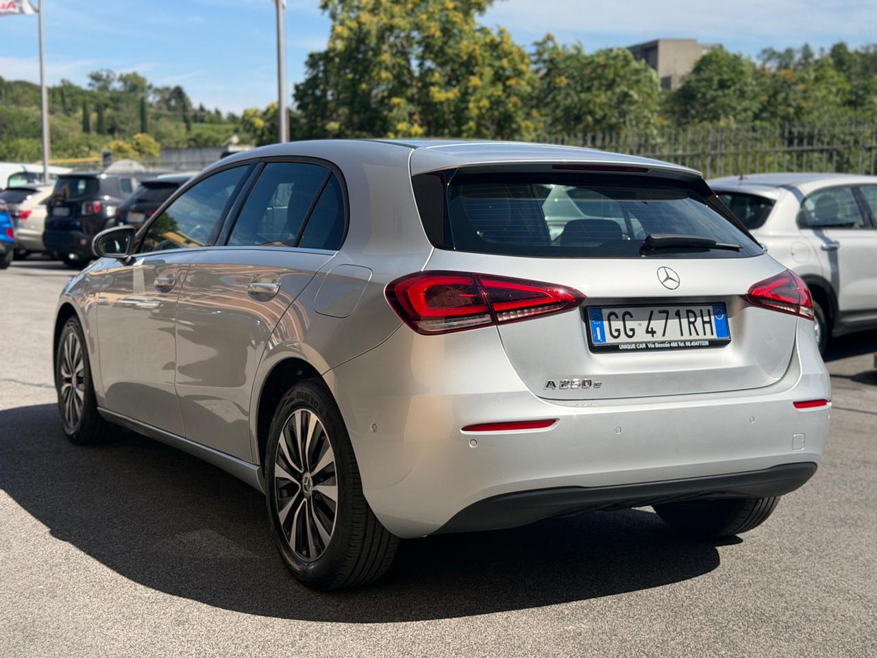 MERCEDES-BENZ A 250 e Automatic EQ-Power Business Extra - 5