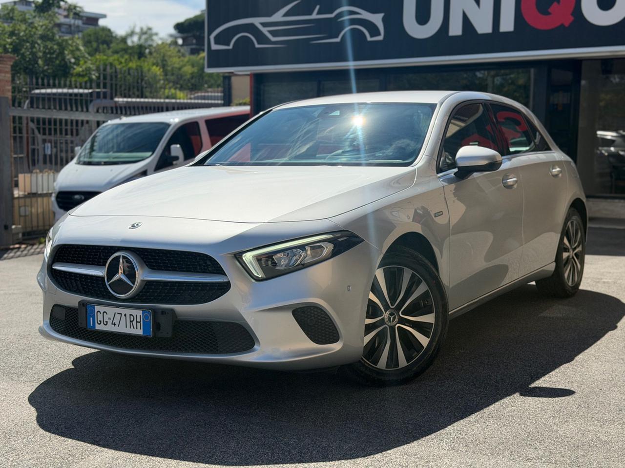MERCEDES-BENZ A 250 e Automatic EQ-Power Business Extra - 4