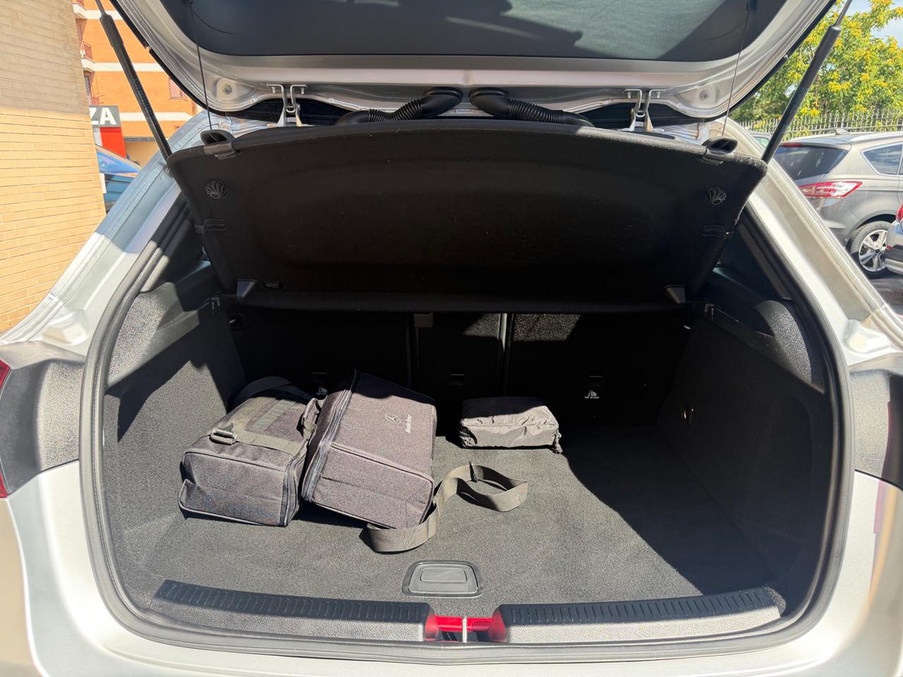 MERCEDES-BENZ A 250 e Automatic EQ-Power Business Extra - 8