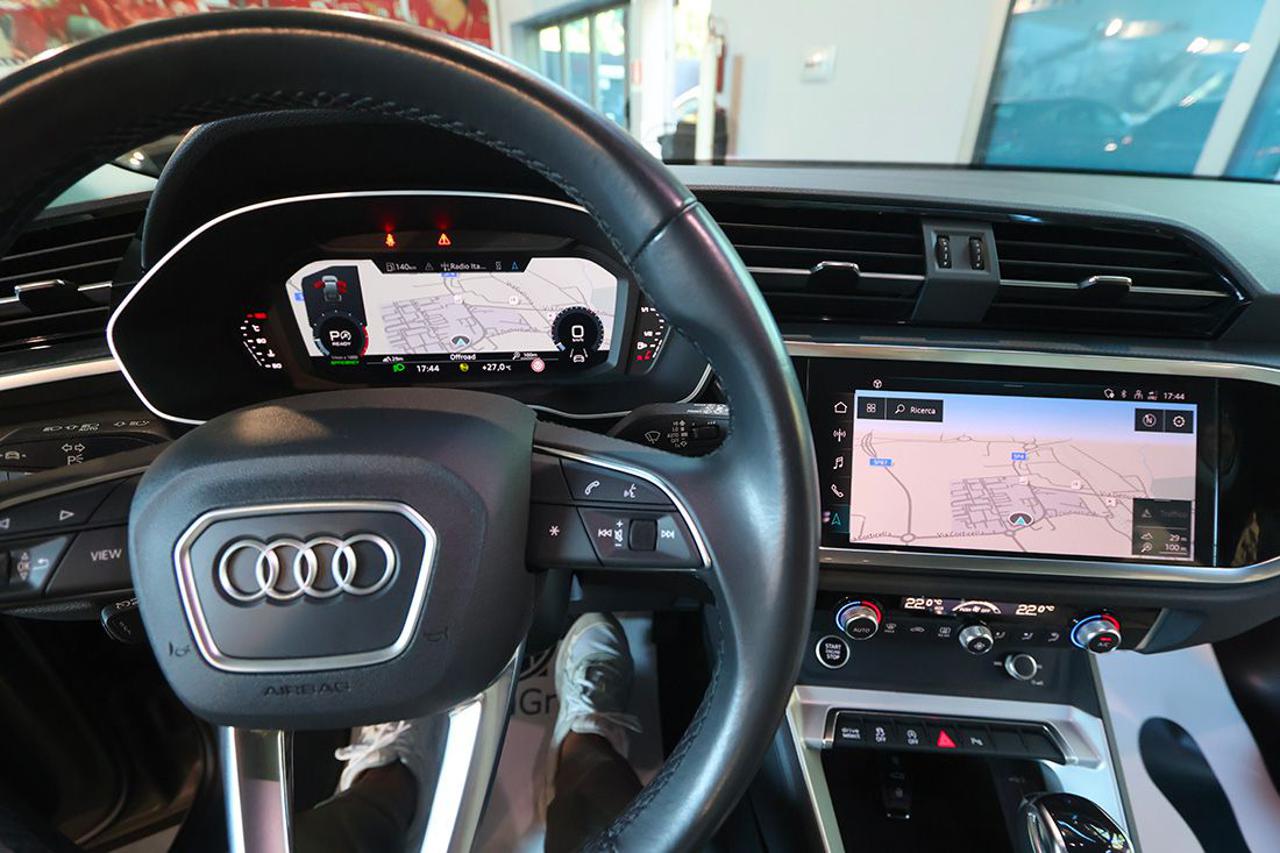 AUDI Q3 40 TFSI Sportback Quattro S-Tronic Business Plus - 34