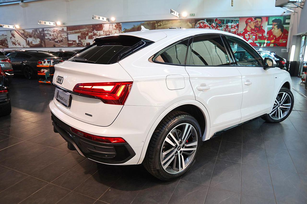 AUDI Q5 40 TDI Sportback Quattro S-Tronic S-Line Plus - 9