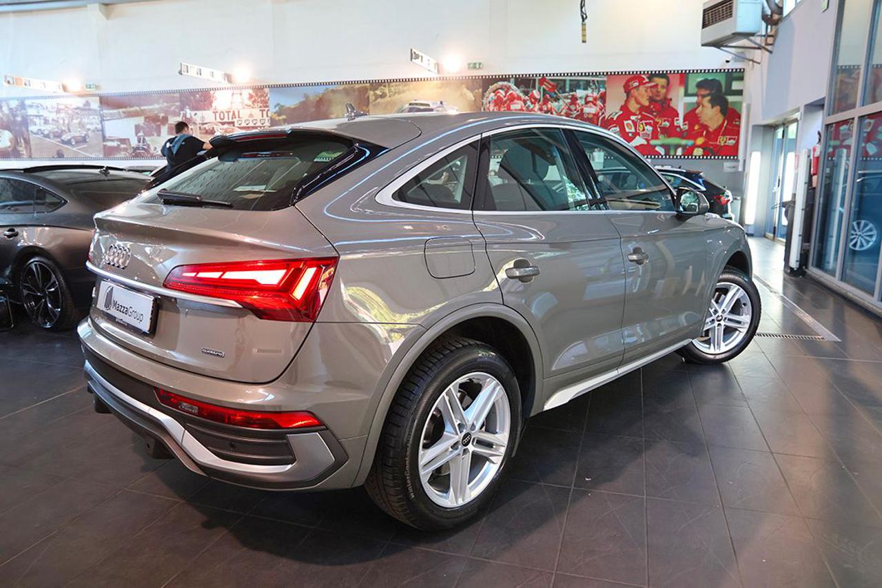 AUDI Q5 40 TDI Sportback Quattro S-Tronic S-Line - 9