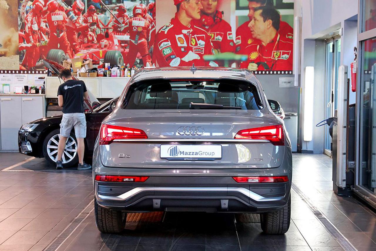 AUDI Q5 40 TDI Sportback Quattro S-Tronic S-Line - 4