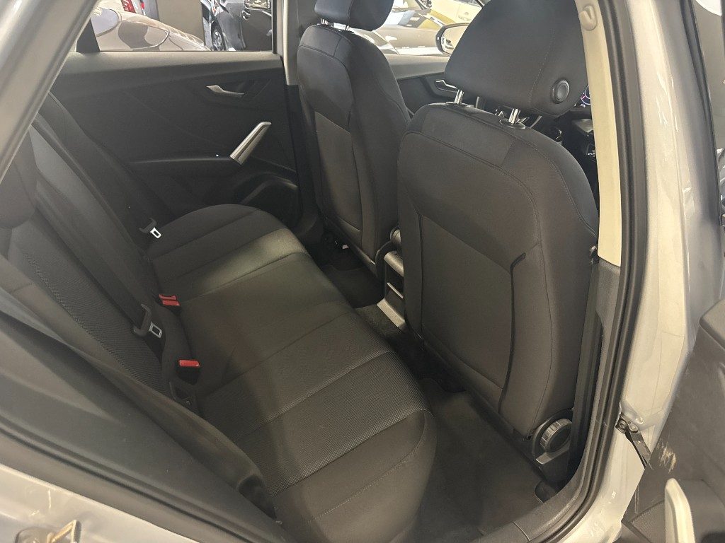 AUDI Q2 35 TFSI STRONIC Business Advanced+CAMERA+NAV - 12