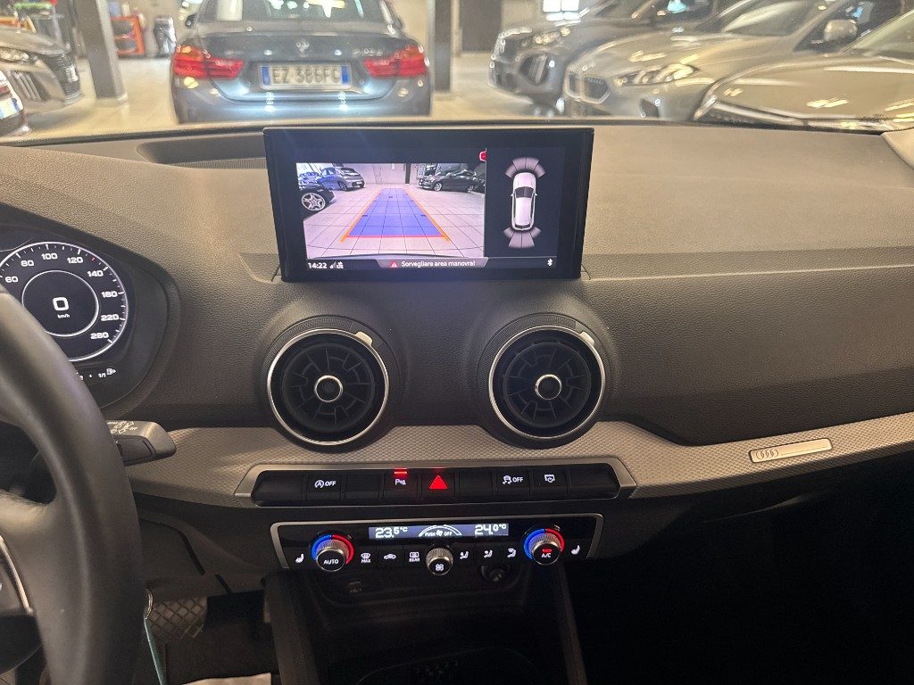 AUDI Q2 35 TFSI STRONIC Business Advanced+CAMERA+NAV - 14