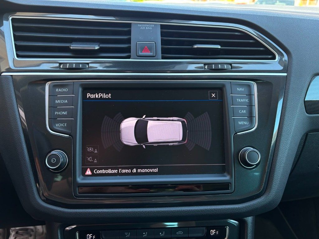 VOLKSWAGEN Tiguan 2.0 TDI SCR DSG 4MOTION - 20