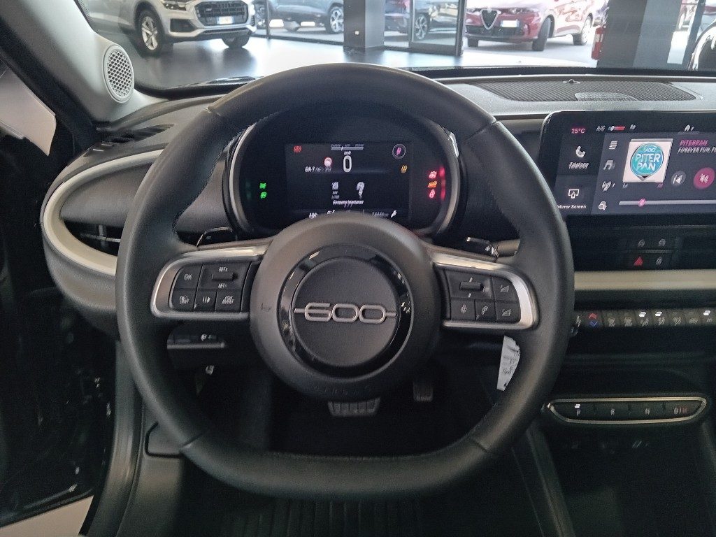 Clicca per ingrandire 600 - Hybrid 100 CV DCT MHEV