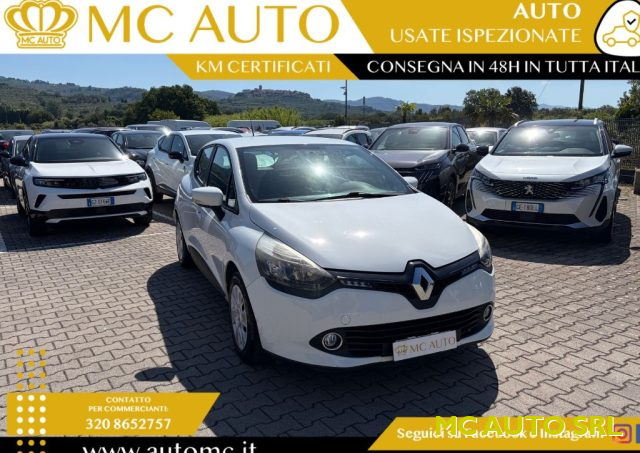 RENAULT Clio Bianco pastello