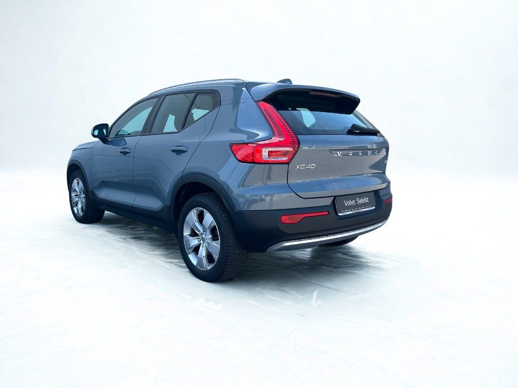 VOLVO XC40 T3 Geartronic Momentum - Foto 2