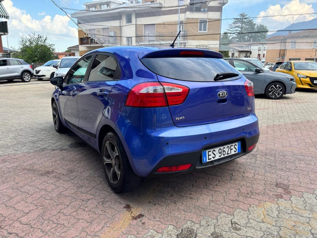 KIA Rio 1.4 CRDi 5p. NELLO STATO IN CUI SI TROVA - 4