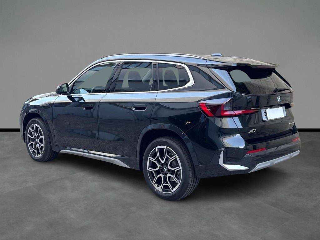 BMW X1 sDrive 18d xLine Aut. - 3