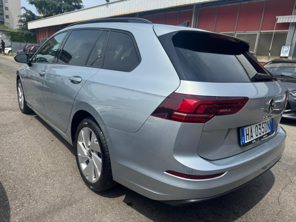 VOLKSWAGEN Golf Variant 2.0 TDI 150 CV DSG Edition Plus - 4