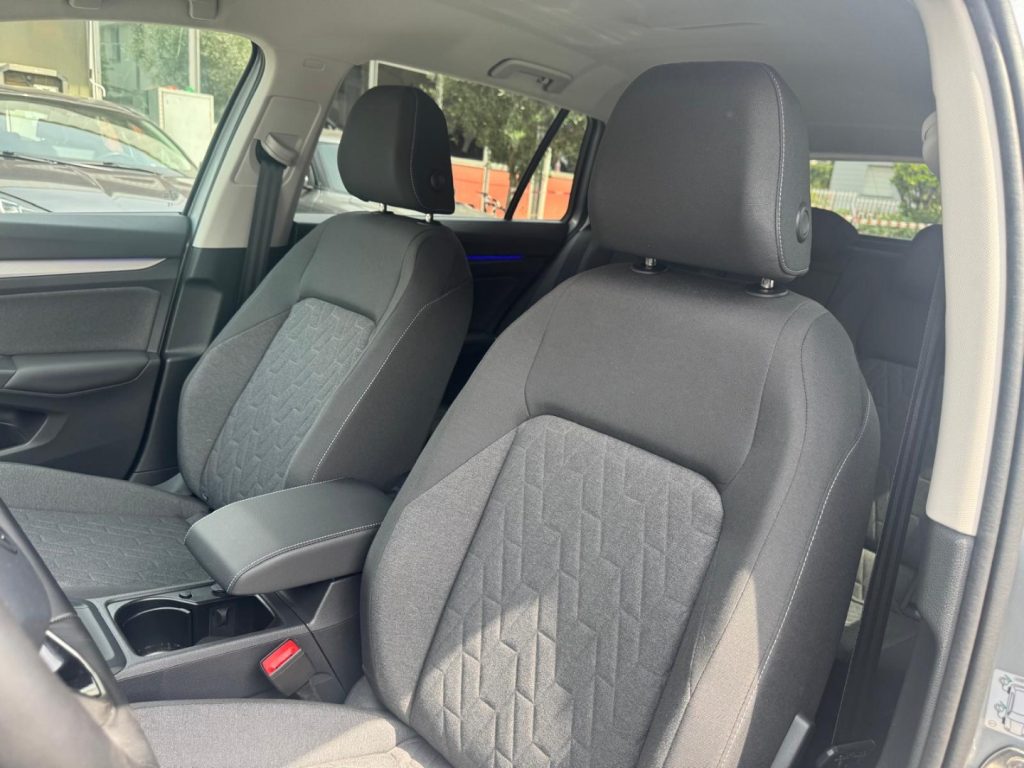 VOLKSWAGEN Golf Variant 2.0 TDI 150 CV DSG Edition Plus - 18