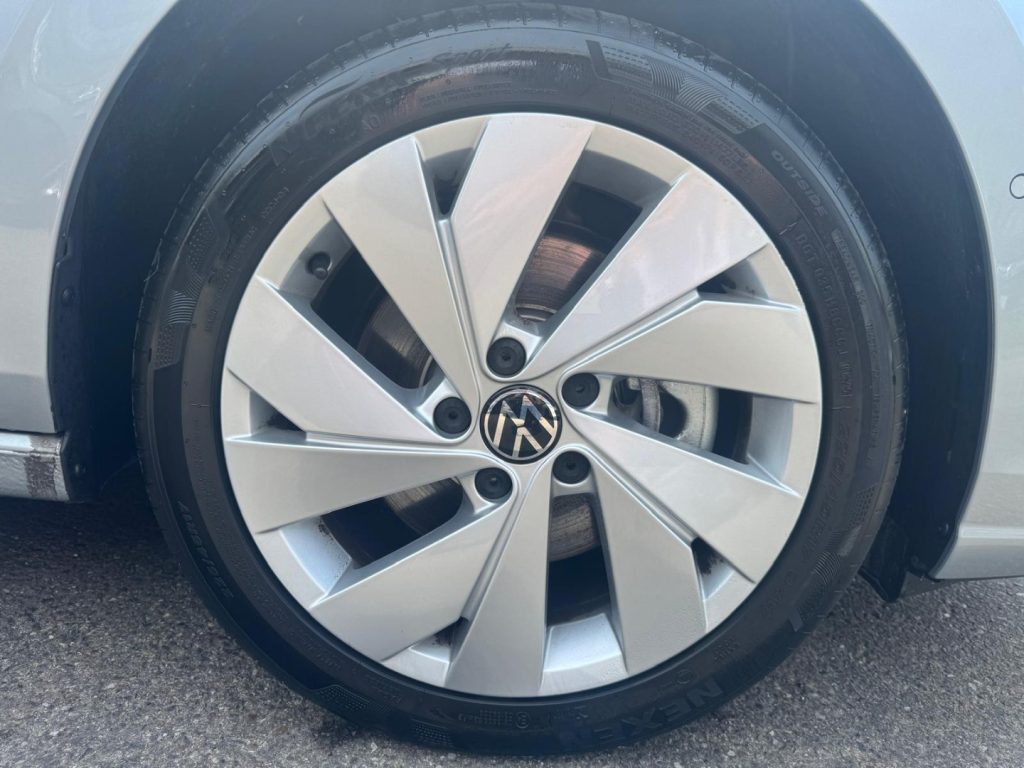 VOLKSWAGEN Golf Variant 2.0 TDI 150 CV DSG Edition Plus - 22