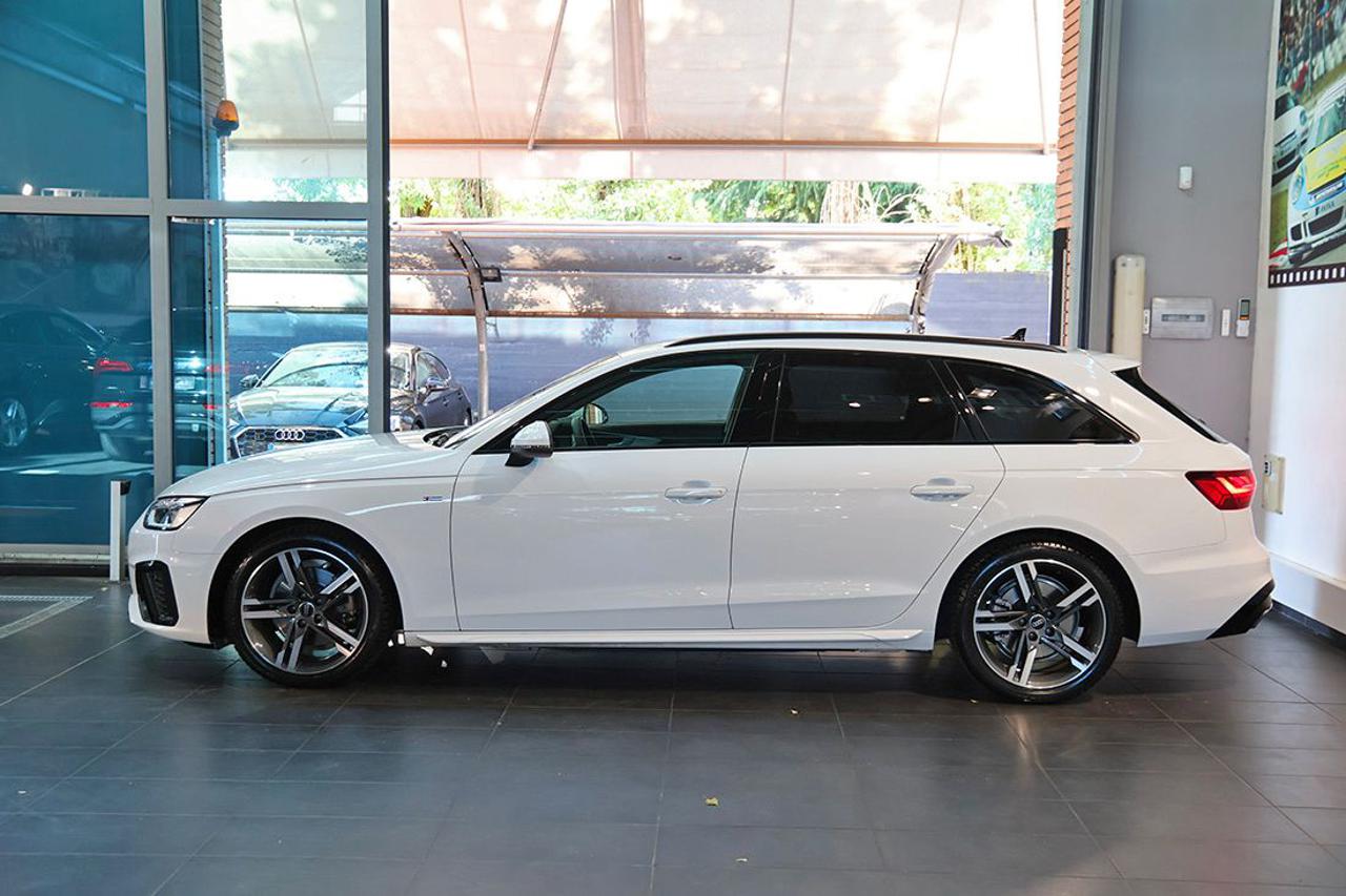 AUDI A4 35 TDI Avant S-Tronic S-Line - 3