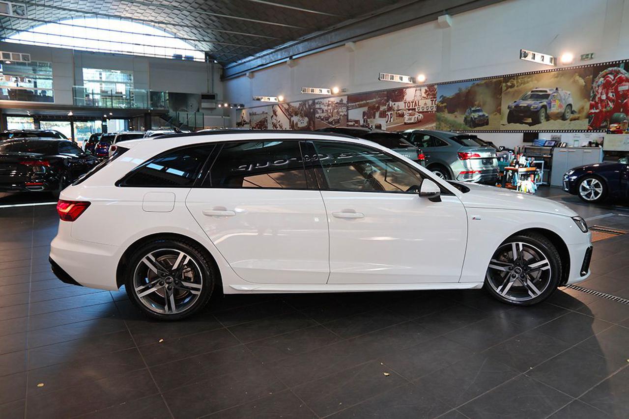 AUDI A4 35 TDI Avant S-Tronic S-Line - 10