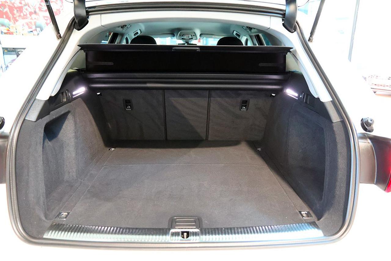 AUDI A4 35 TDI Avant S-Tronic S-Line - 12