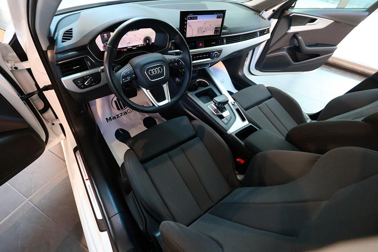 AUDI A4 35 TDI Avant S-Tronic S-Line - 14