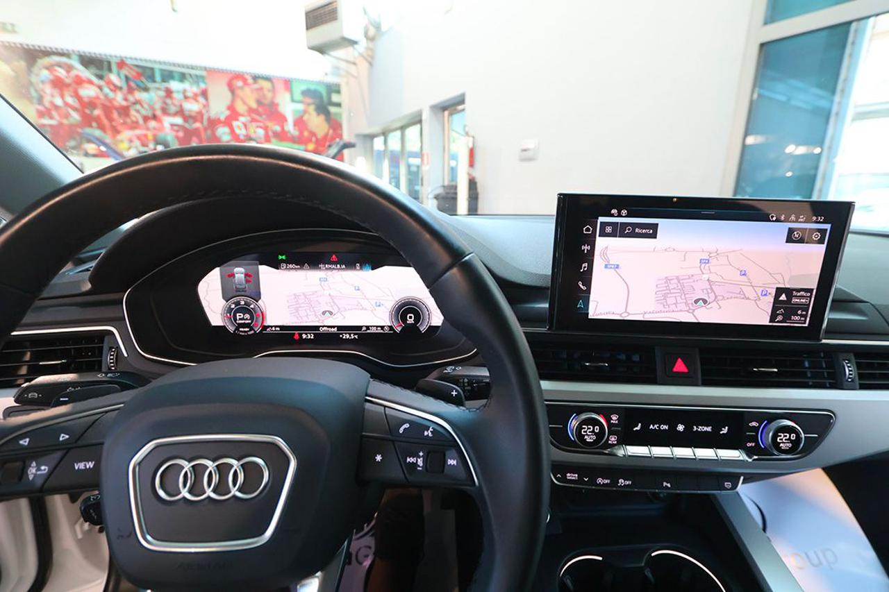 AUDI A4 35 TDI Avant S-Tronic S-Line - 34