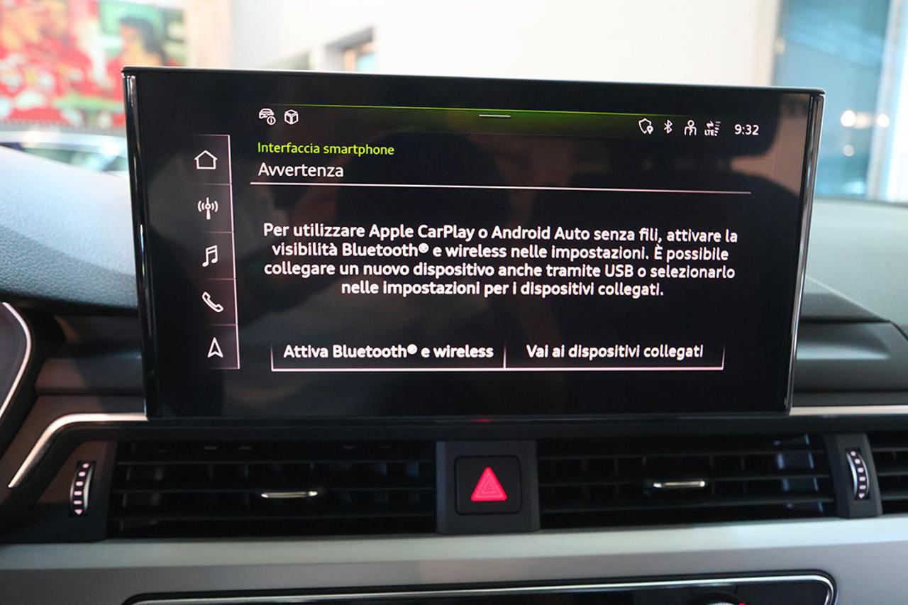 AUDI A4 35 TDI Avant S-Tronic S-Line - 26
