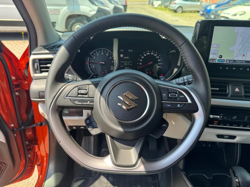 SUZUKI Swift 1.2 Hybrid CVT Top - 10