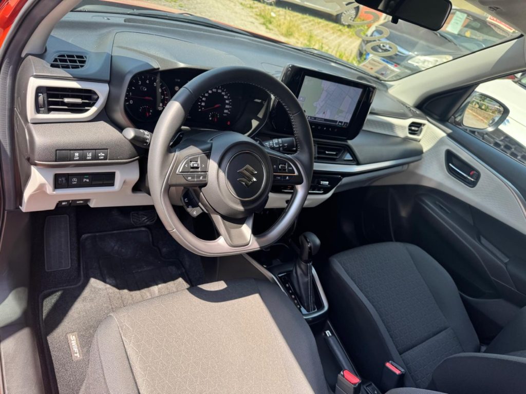 SUZUKI Swift 1.2 Hybrid CVT Top - 12