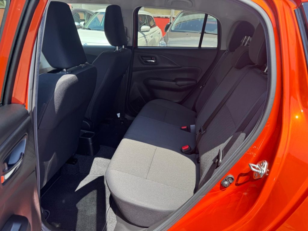 SUZUKI Swift 1.2 Hybrid CVT Top - 19