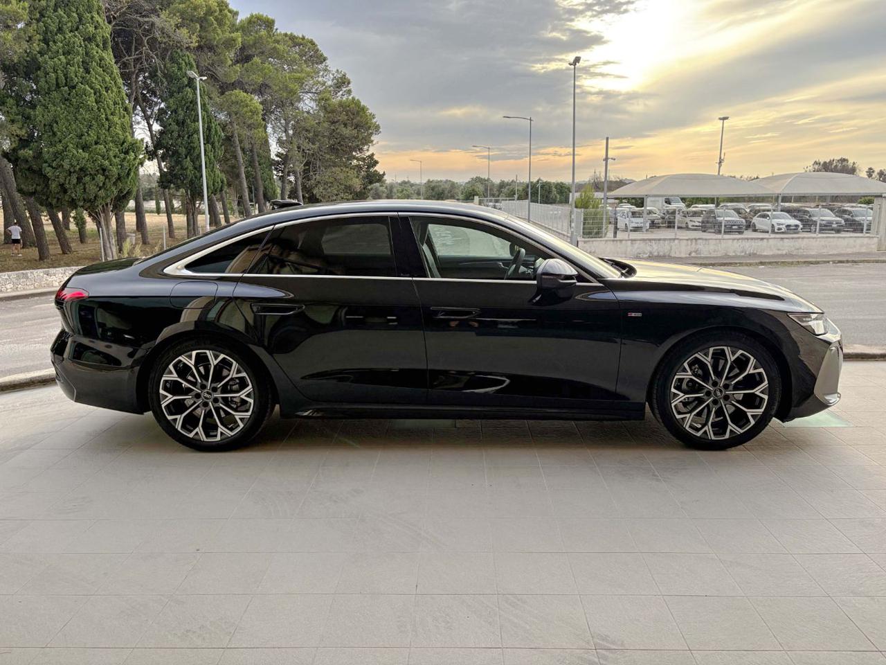 AUDI A6 TDI 150 kW S tronic quattro S line edition - 4