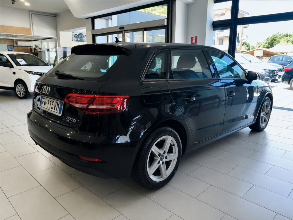AUDI A3 SPB 30 1.6 TDI Clima Aut. Navi Park Aziendale - 4