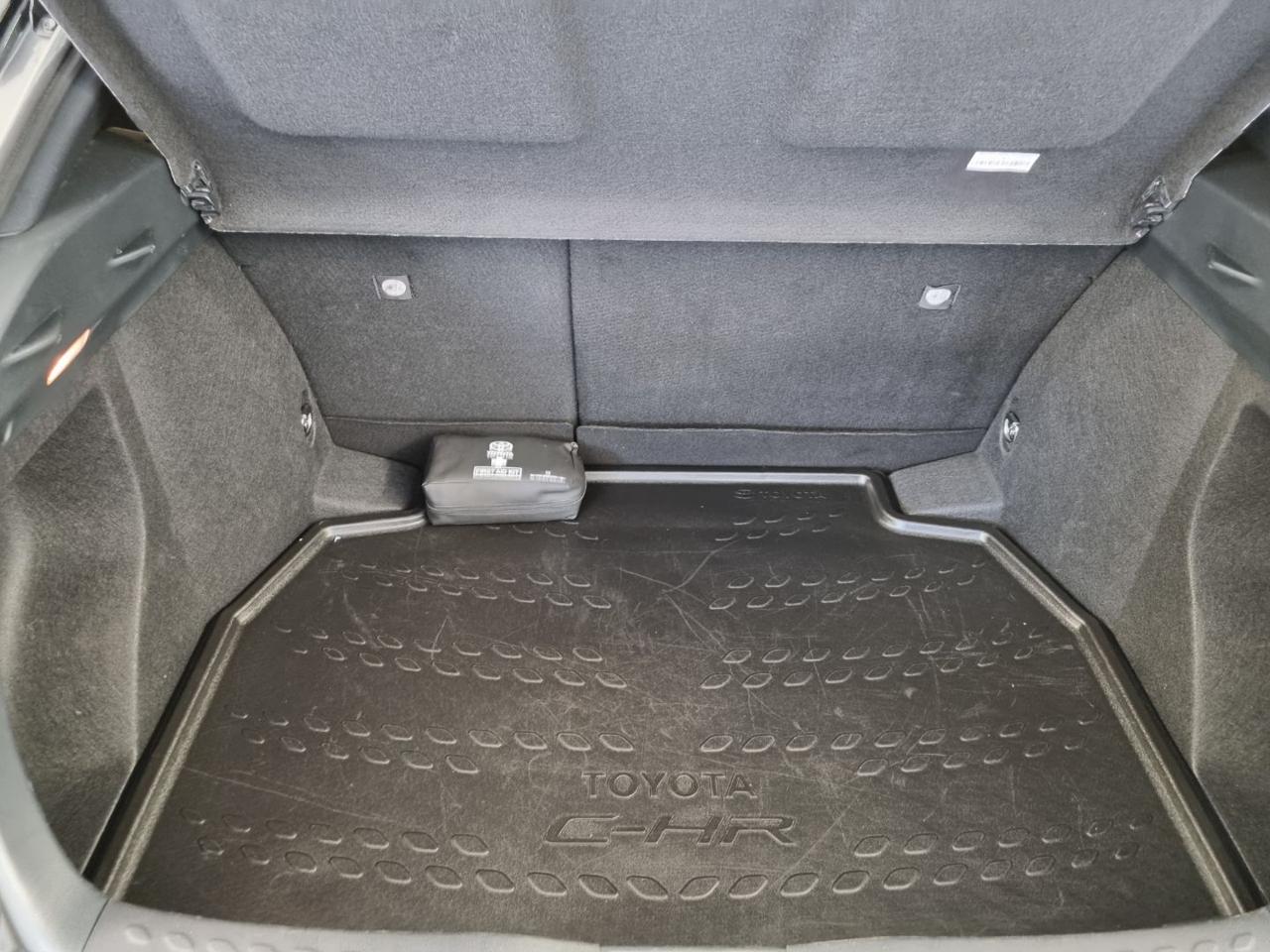 TOYOTA C-HR 1.8 Hybrid E-CVT Dynamic - 14