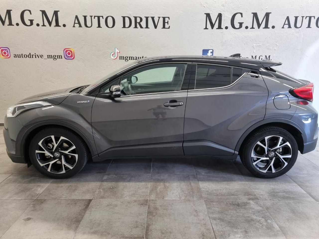 TOYOTA C-HR 1.8 Hybrid E-CVT Dynamic - 2