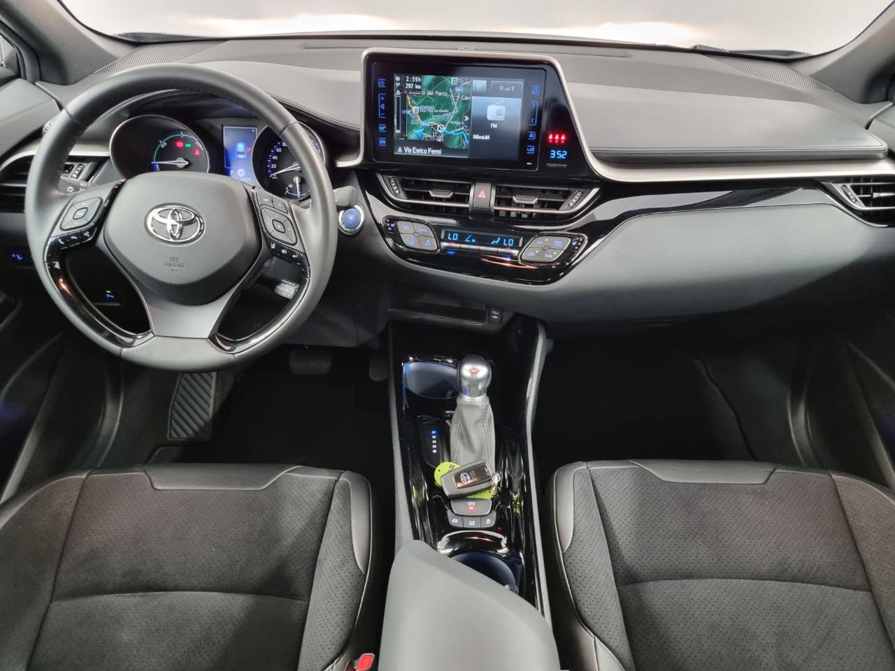 TOYOTA C-HR 1.8 Hybrid E-CVT Dynamic - 10
