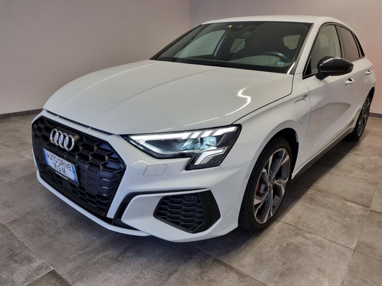 AUDI A3 SPB 45 TFSI e S tronic S line edition - 31